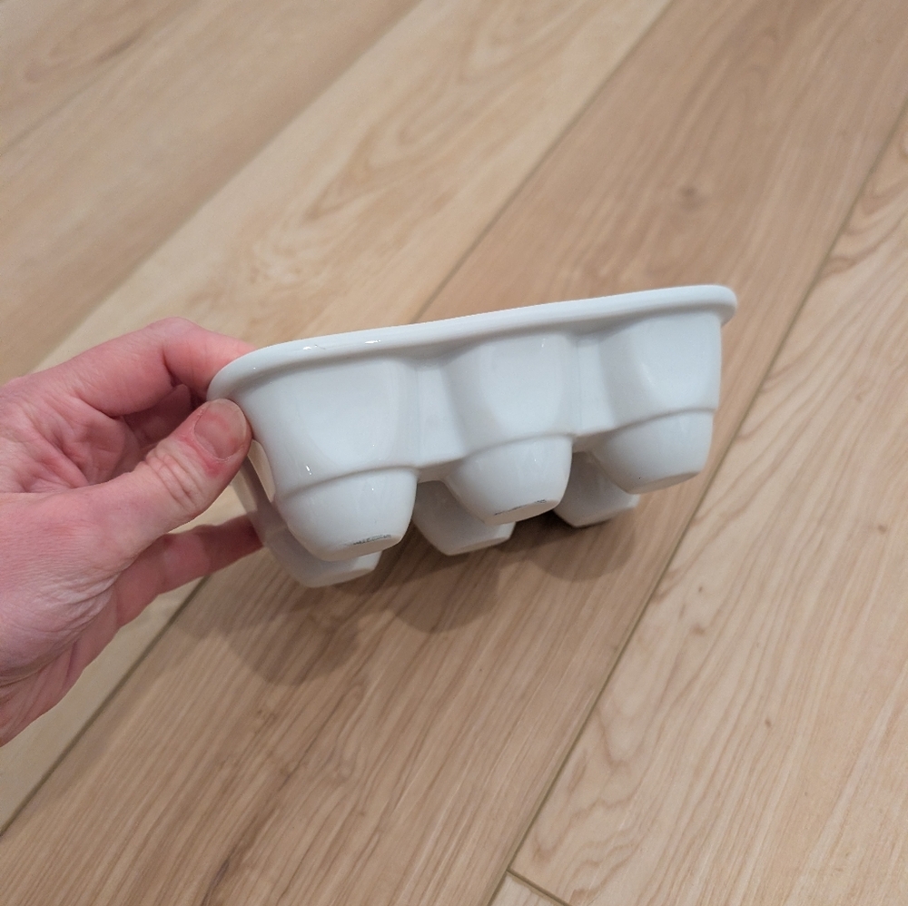 White Ceramic Egg Holder From Crate & Barrel - Picture 2 of 4